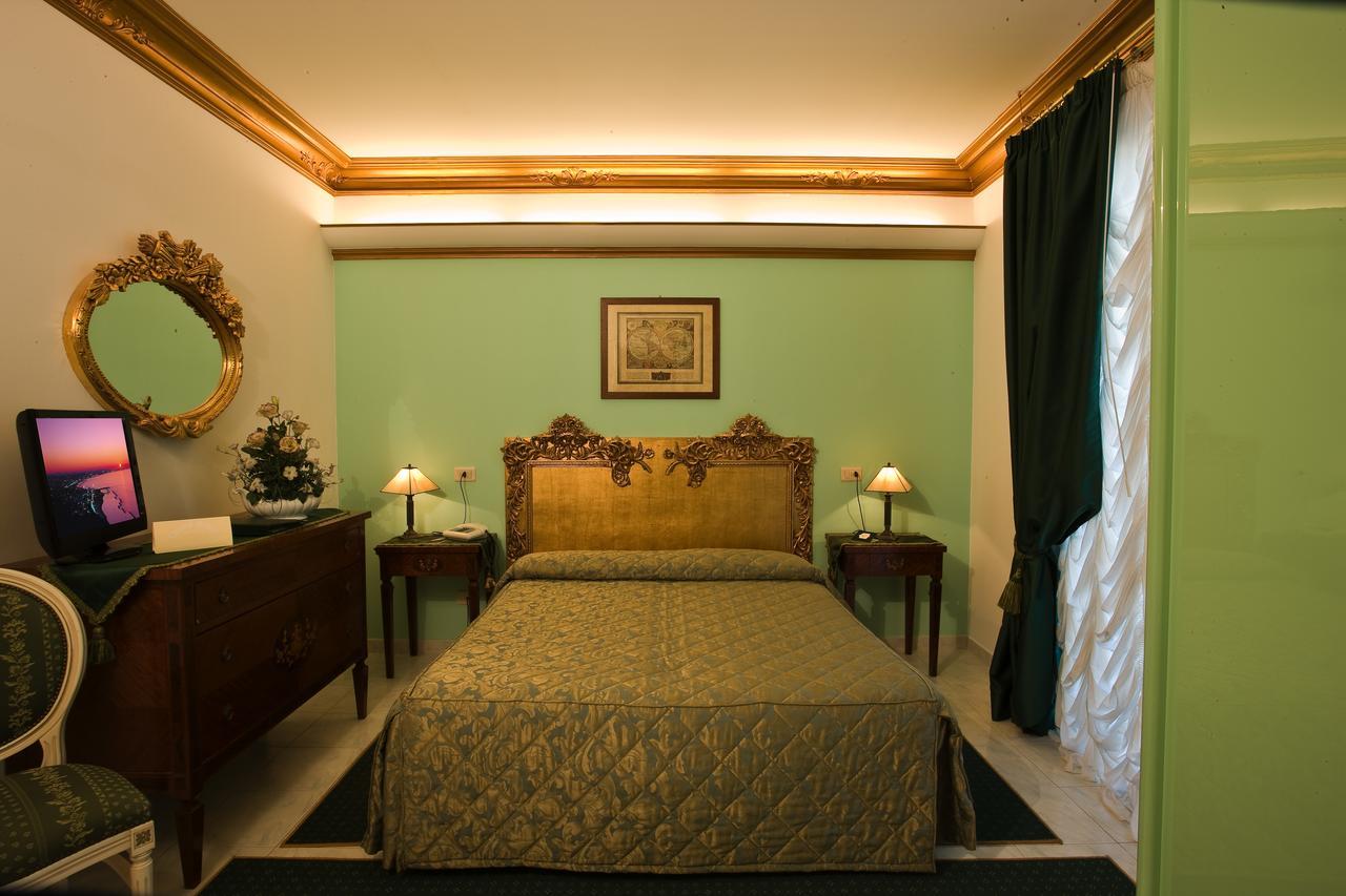 Grand Hotel Michelacci Gabicce Mare Extérieur photo