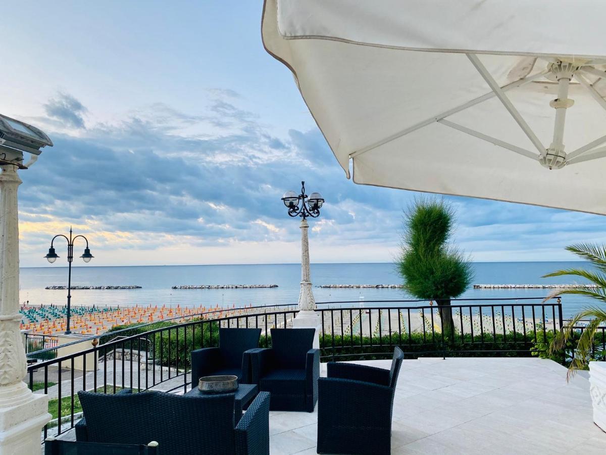 Grand Hotel Michelacci Gabicce Mare Extérieur photo